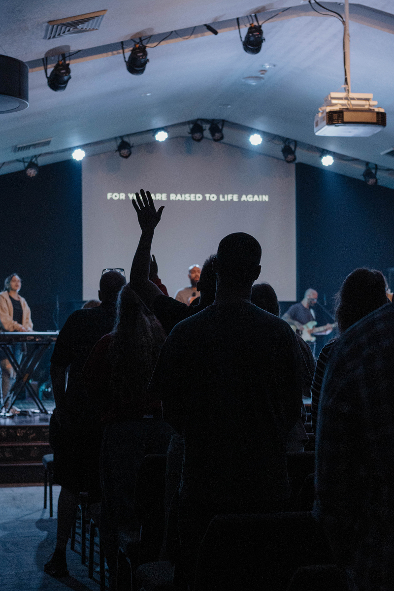 Worship at Church of the Valley in Chicopee, MA